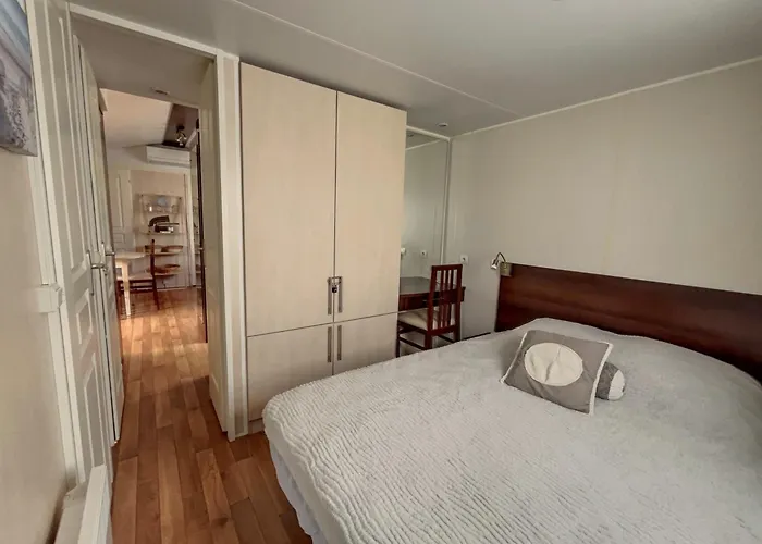 Mobilhome Cocooning * 米尼赞海滩